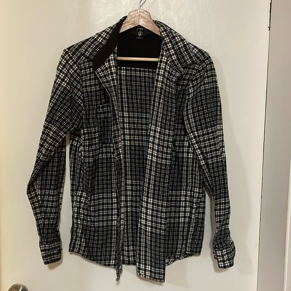 Volcom Women’s Button Up Shirt